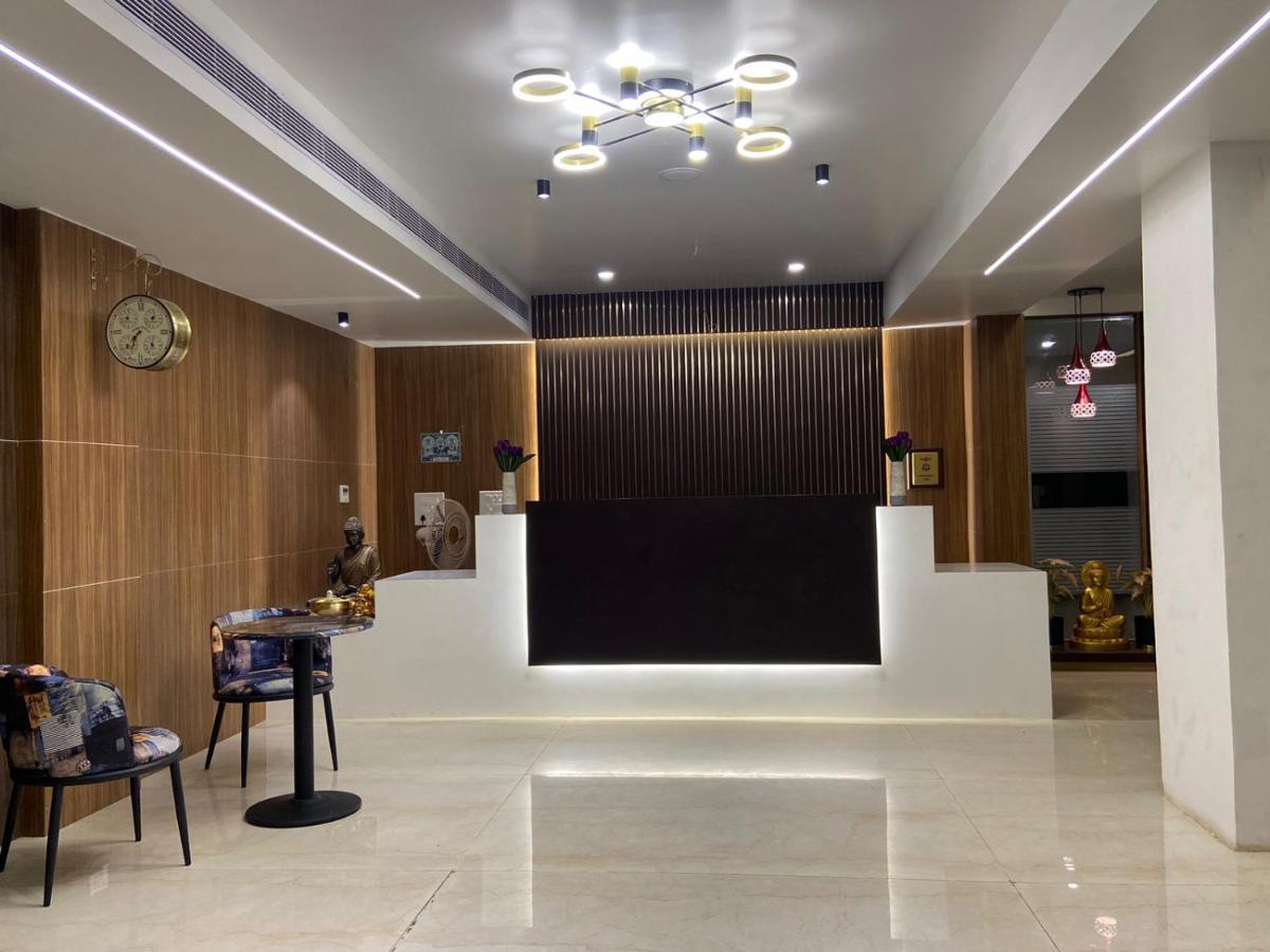 Hotel Sivas Regency Theni Exterior photo