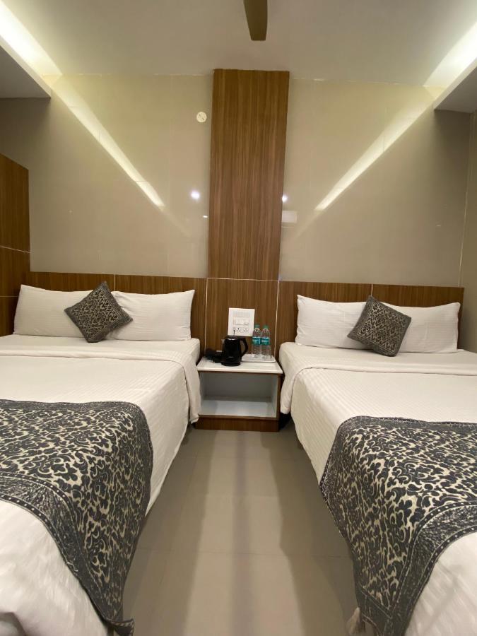 Hotel Sivas Regency Theni Exterior photo